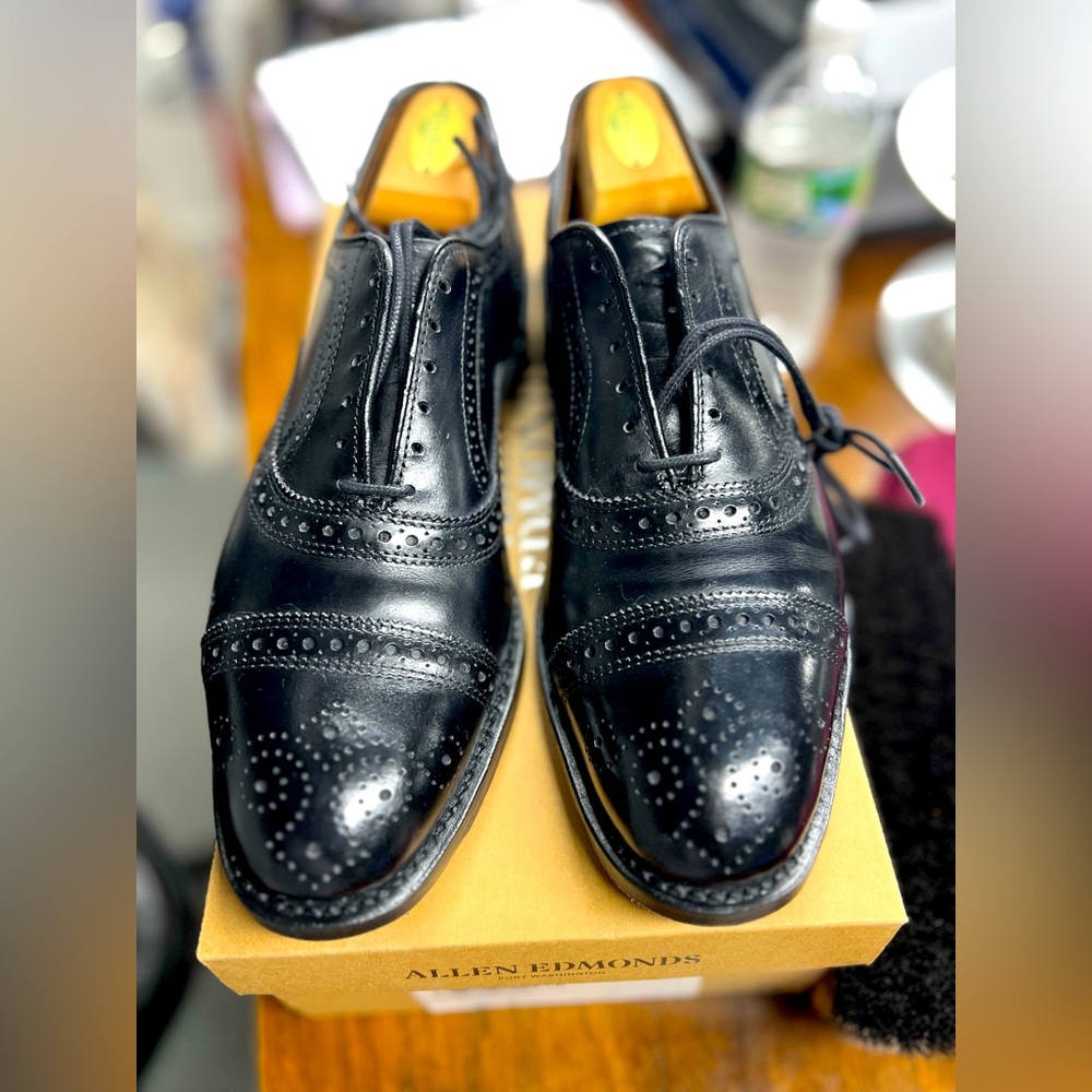 Allen Edmonds Strand, Black Oxford Shoes 9.5D